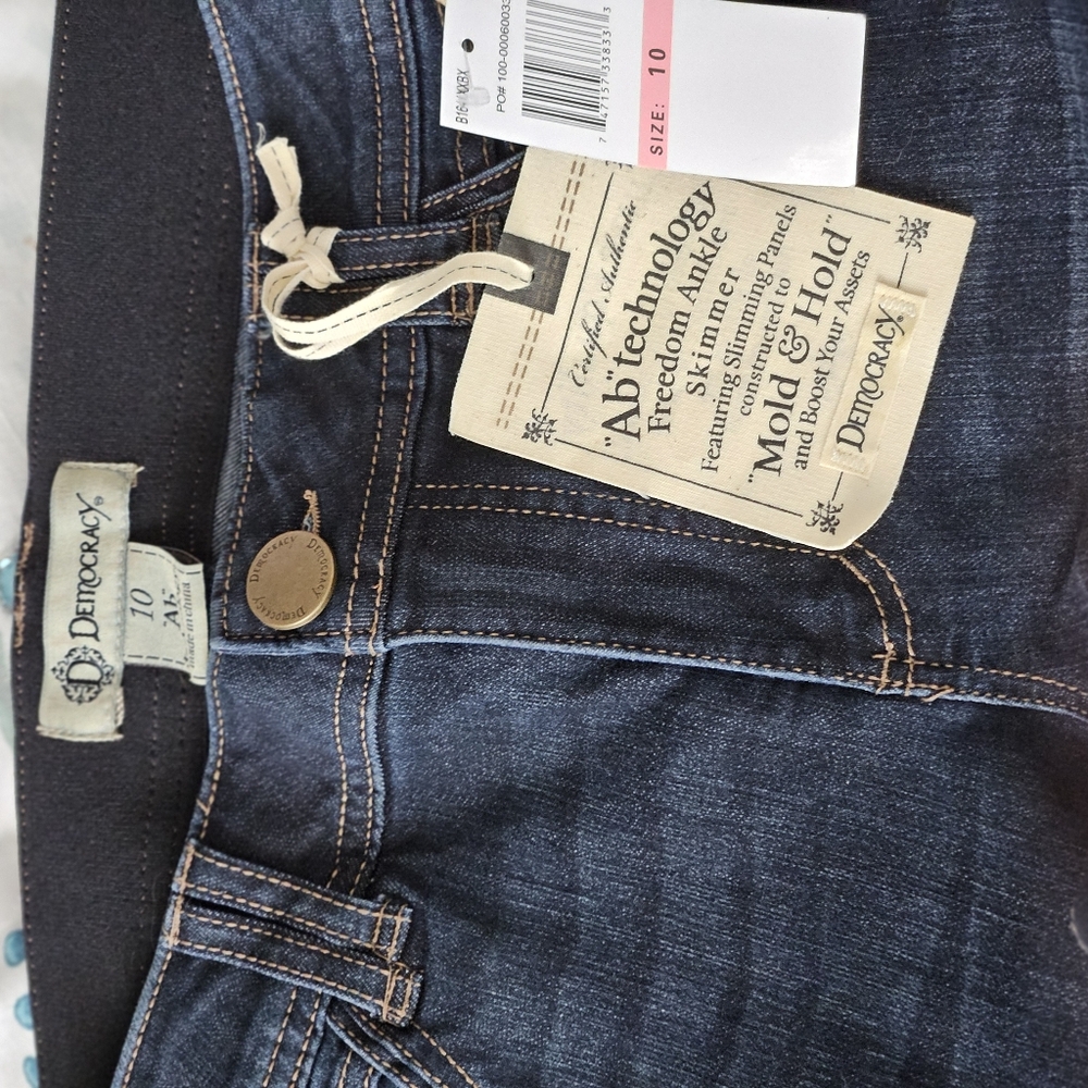 DEMOCRACY JEANS SZ 10